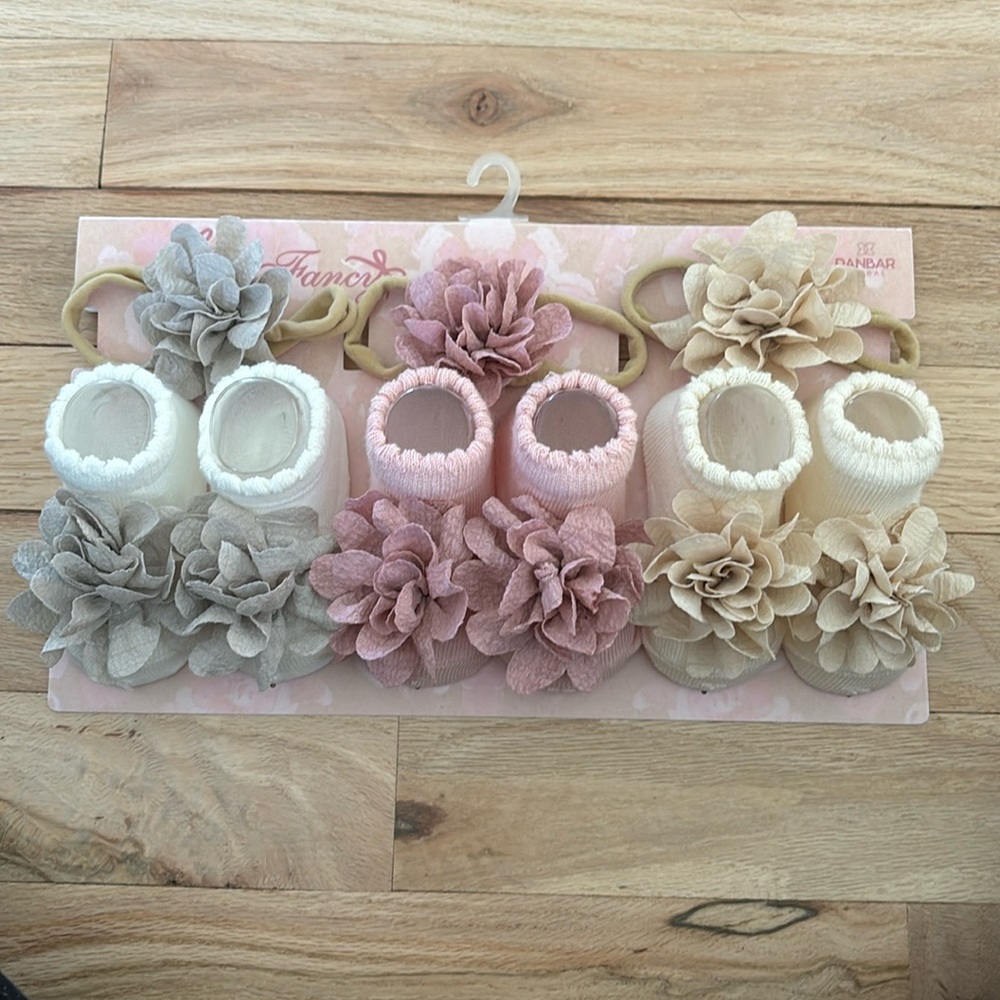 Sock and headband set never used